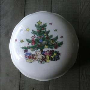 Christmas Tree Decorative Plate